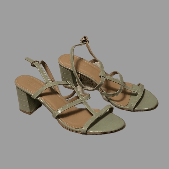 Parisian plus green heel sandals, size 11 - Picture 1 of 5